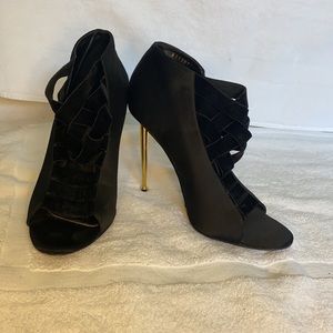Tom Ford Black Velvet Peep Toe